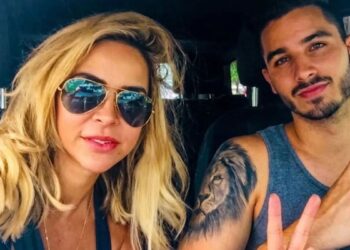 aylin mujcia hijo